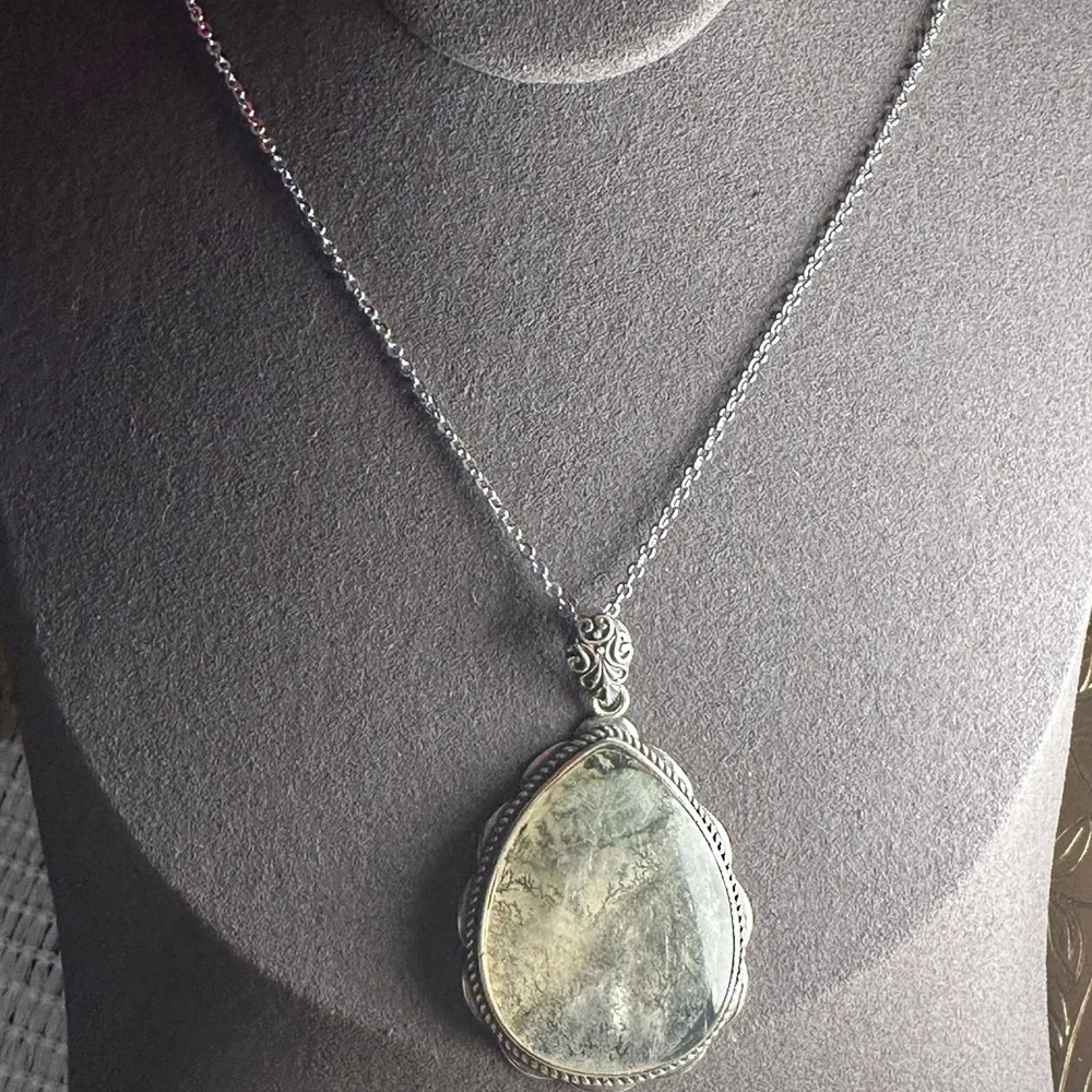 Dendritic Agate Teardrop Pendant in Silver 925 Setting on Silver 925 Chain - Picture 11 of 16